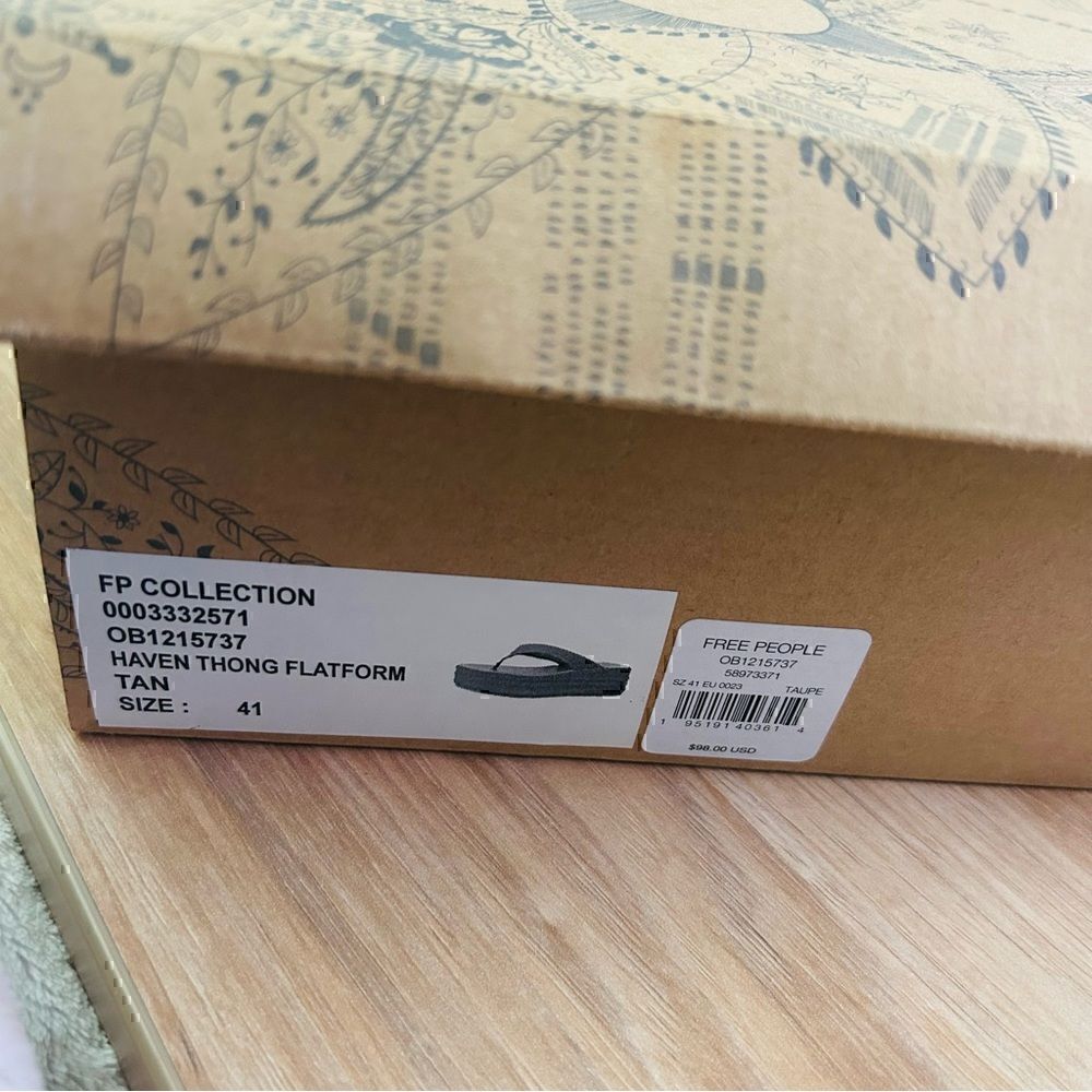 Free People Platform Thong Sandals - Picture 5 of 7